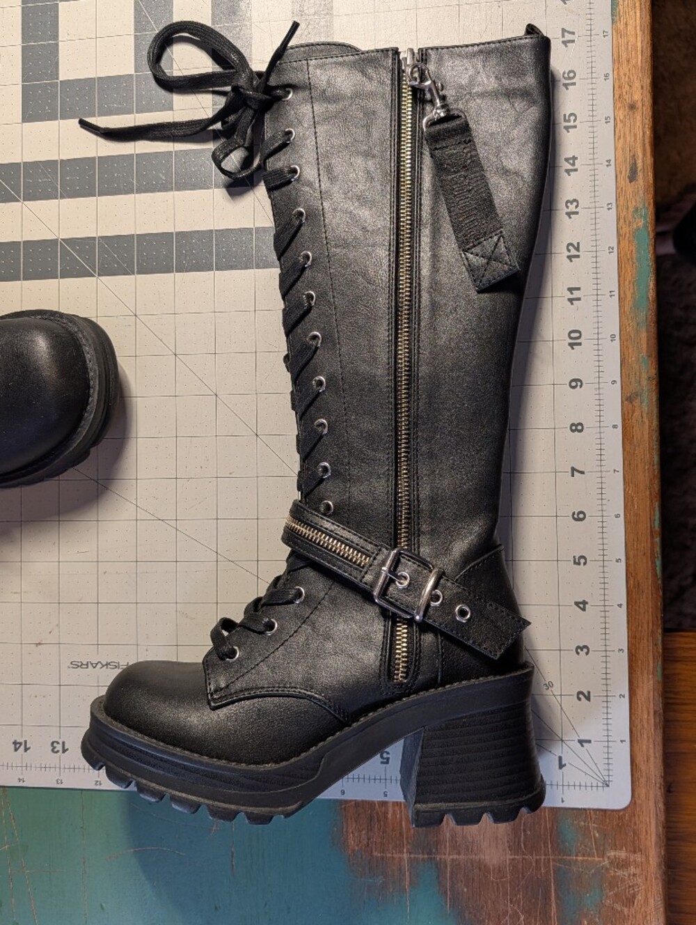 Demonia Bratty Lace-Up Knee-High Combat Boots Size 6 - Picture 6 of 8